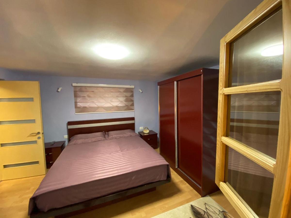 B & B Pogradec Exterior photo